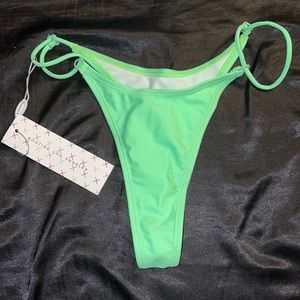 Boutine Minimalist Bottoms